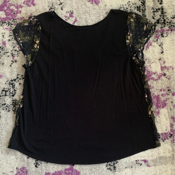 Lauren Conrad XXL floral blouse! - Picture 4 of 4